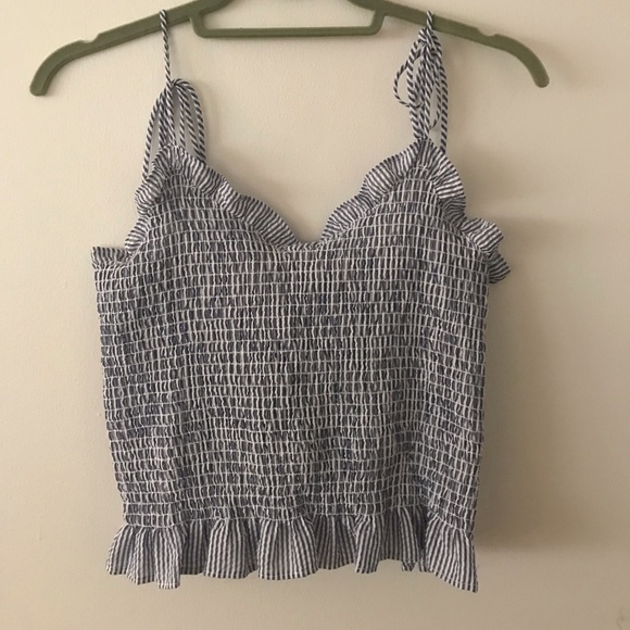 Blue and white tank - Picture 1 of 4